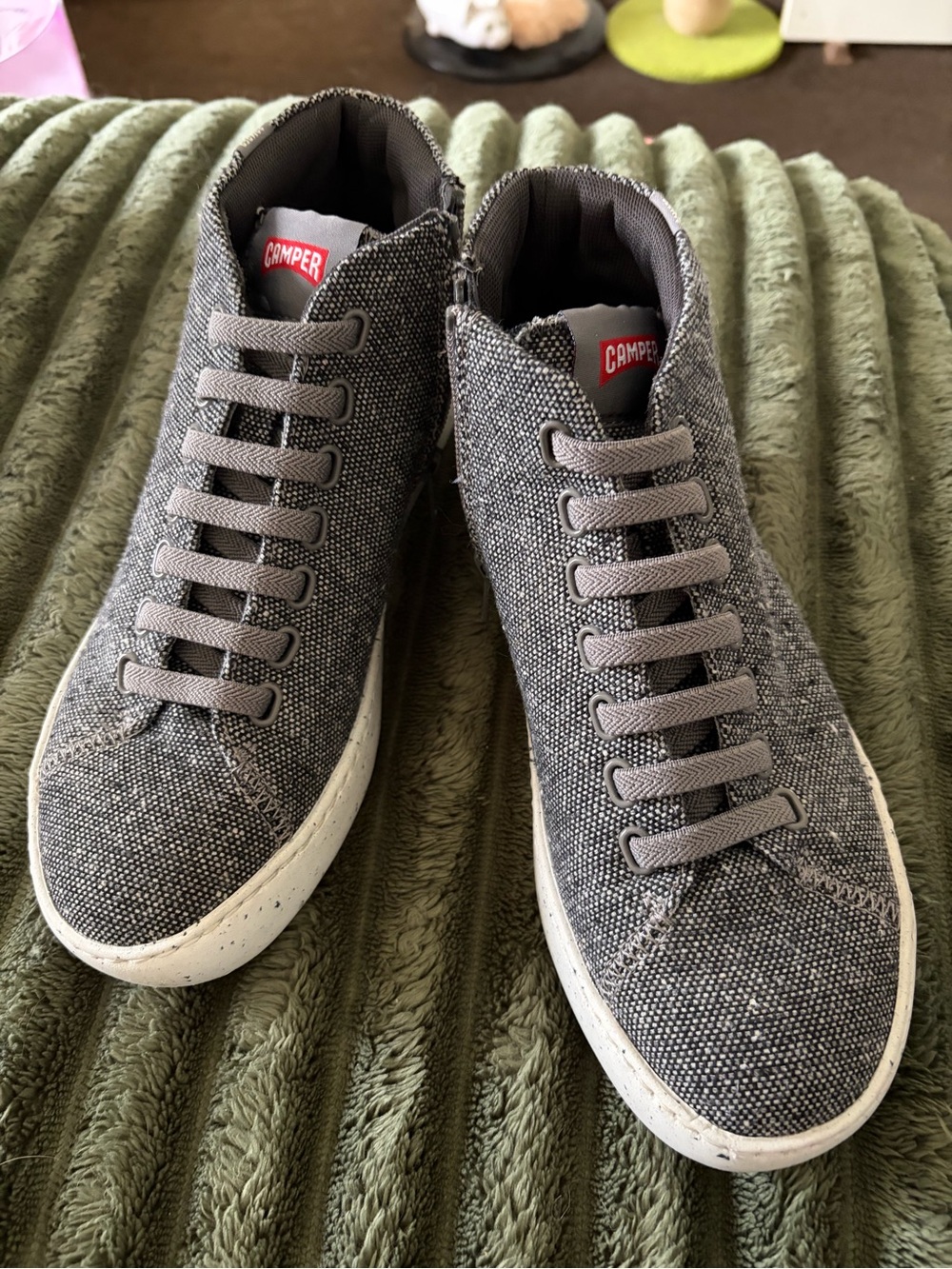 Camper Womens Gray Textured High-Top Sneakers faux laces with side zip size 10